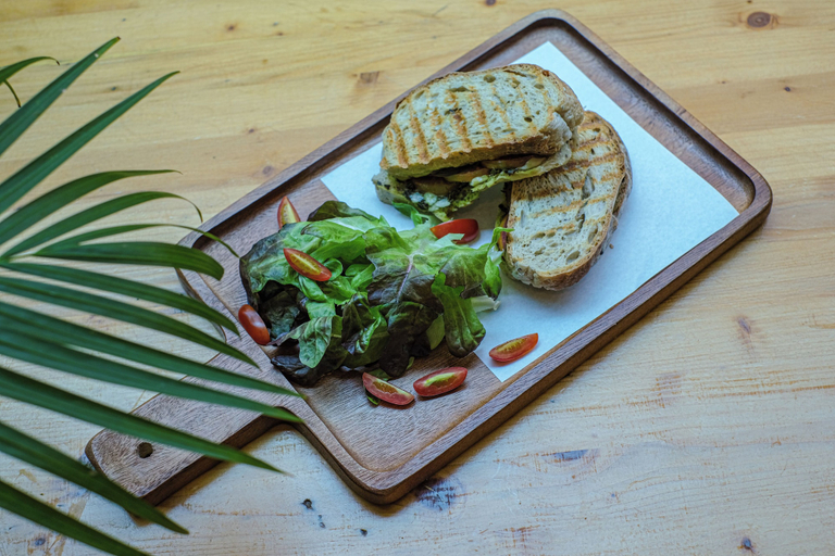 Food & Drinks 5, Mad Monkey Vang Vieng, Vangvieng
