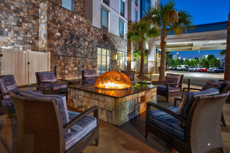 Food & Drinks 5, Hampton Inn & Suites Columbia/Southeast-Ft. Jackson, Richland
