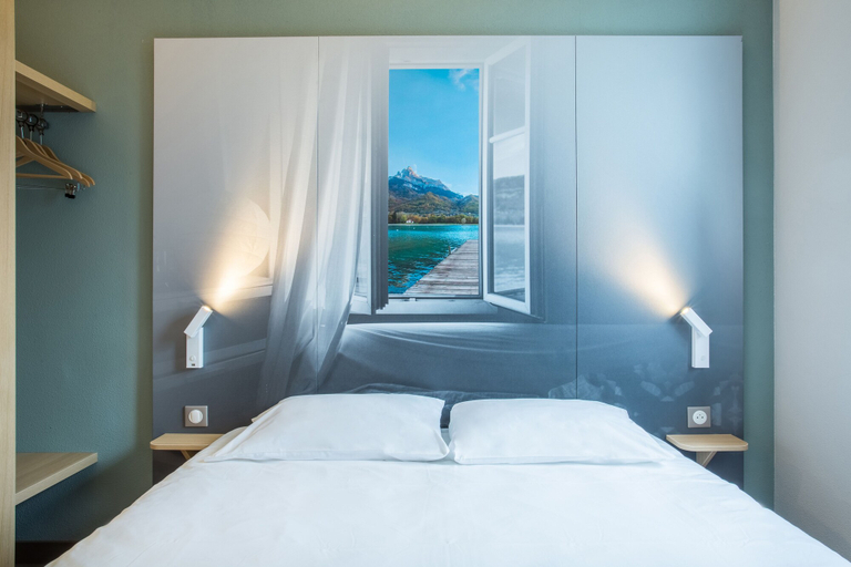 Bedroom 3, B&B HOTEL ANNEMASSE Saint-Cergues, Haute-Savoie
