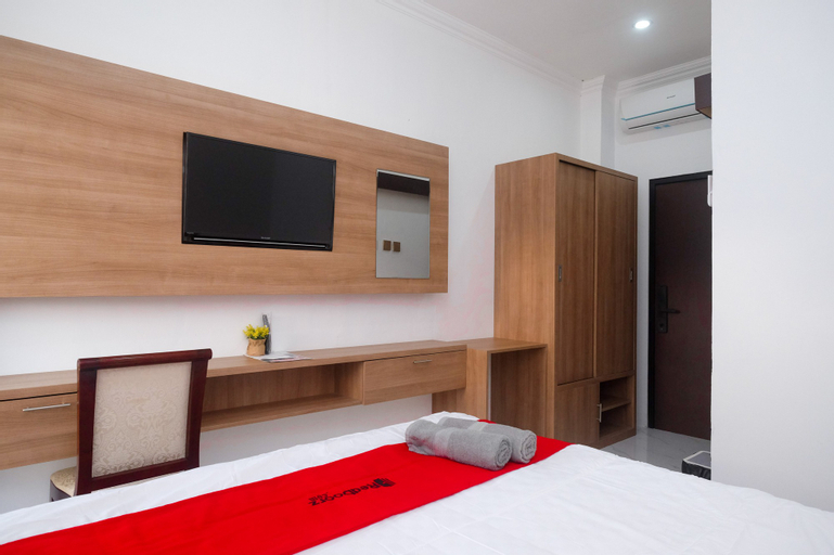 Bedroom 12