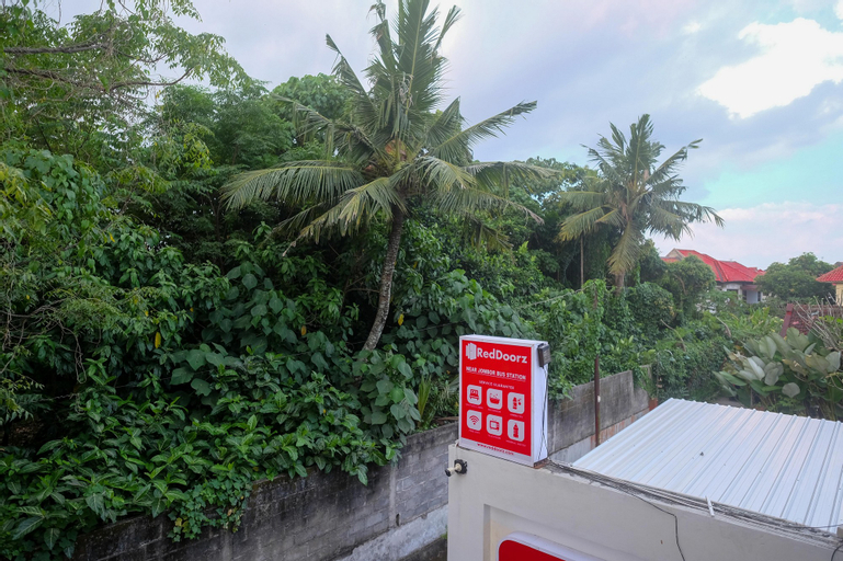 Exterior & Views 5, RedDoorz near Sleman City Hall Yogyakarta, Sleman
