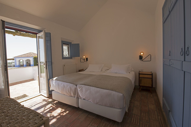 Bedroom 16