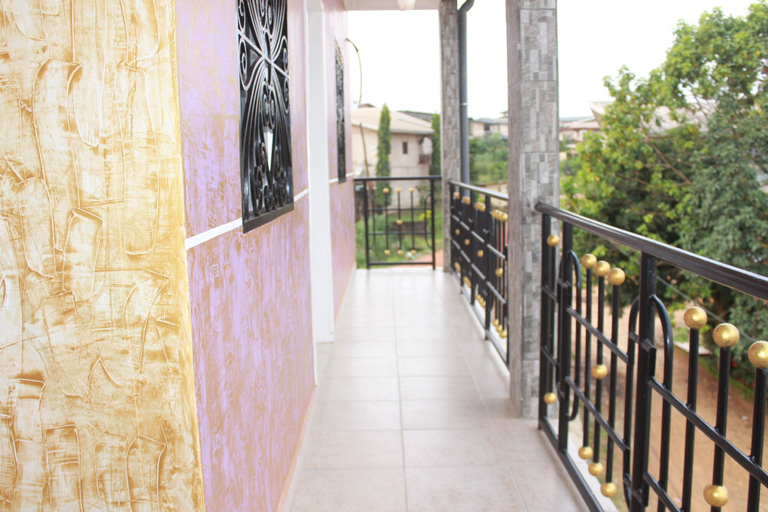 Others 4, Elu Hotel Diamant, Wouri
