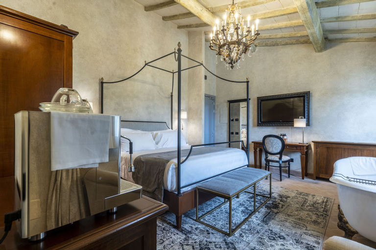 Bedroom 51
