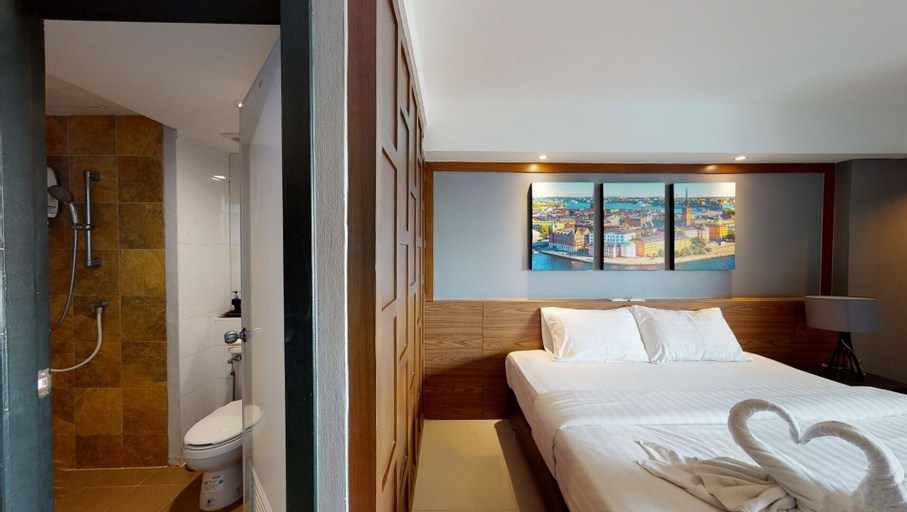 Bedroom 18