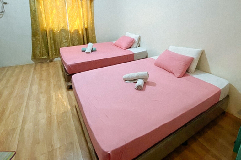 Bedroom 3, RedDoorz @ 4ks Pension House Bogo City Cebu, Bogo City