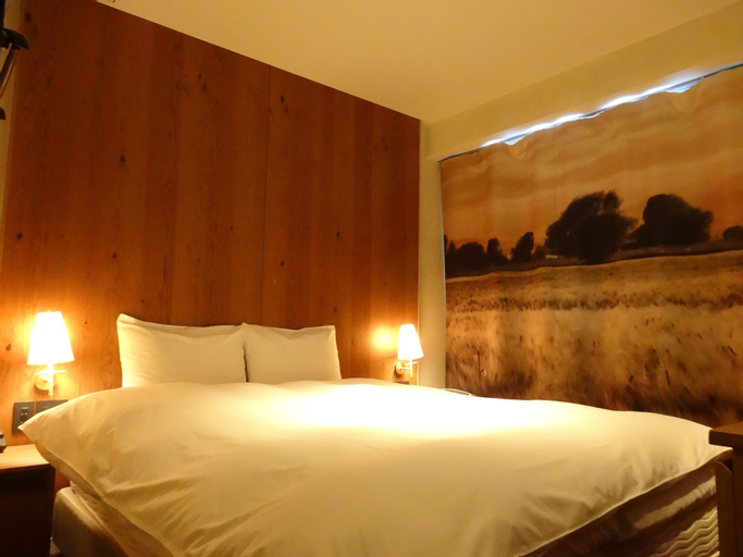 Bedroom 17