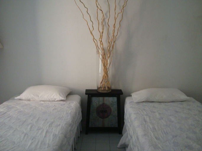 Others 3, Oriental Smile Hotel, Ratchathewi