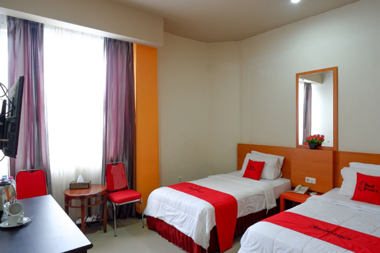 Bedroom 13