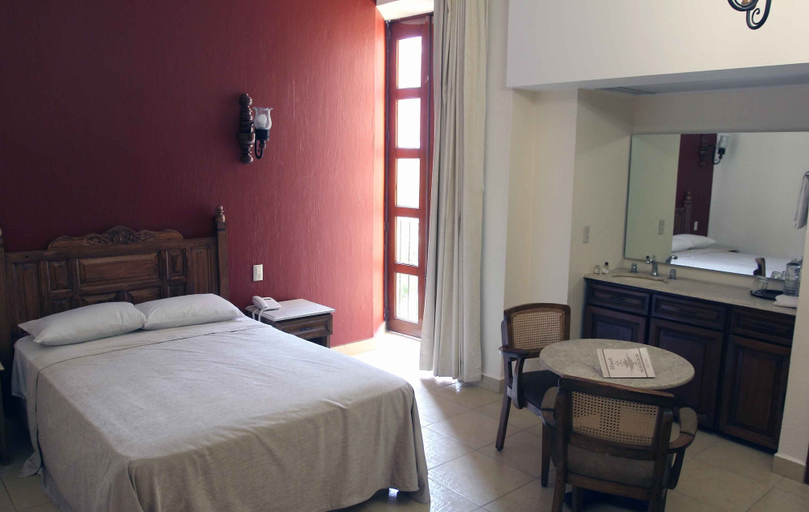Bedroom 4, San Francisco Plaza Hotel, Guadalajara