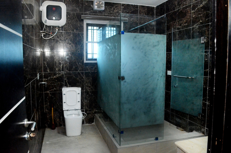 Bathroom, Mexiloyd Luxury Rooms & Suites, Port Harcourt