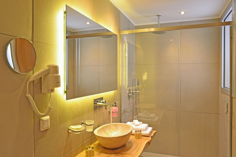 Bathroom 5, Elia Kentron- Adults Only, Crete