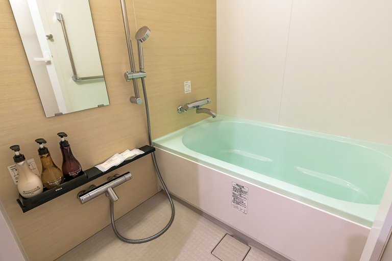 Bathroom 4, Akasaka Yoko Hotel, Minato