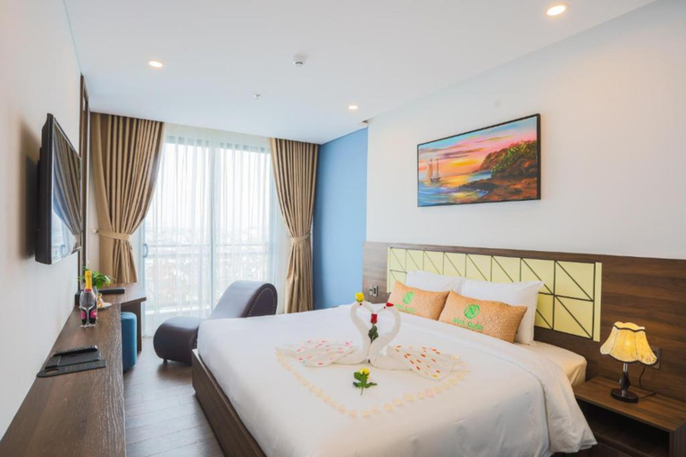 Minh Quan Hotel Danang Center By HOS Room Type - King Suites With Balcony