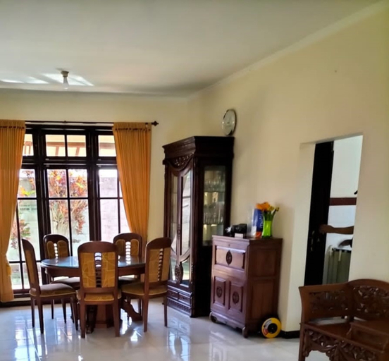 Dining Room 4, Villa Youmna, Malang