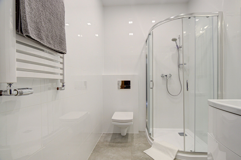 Bathroom, Pałac Cieszyno, Drawsko