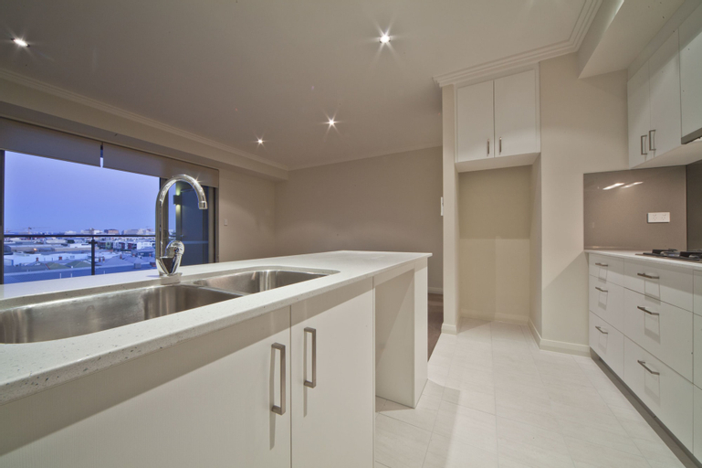 Dining Room 13