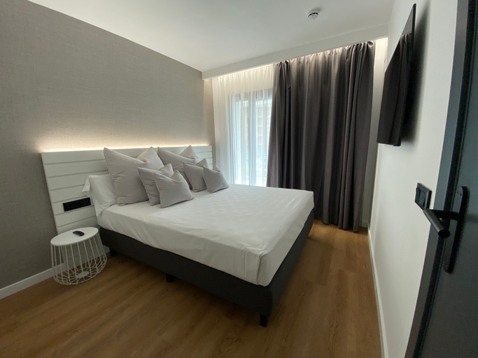 Bedroom, Rentalmar Suites Salou Families only, Tarragona