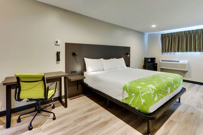 Bedroom 9