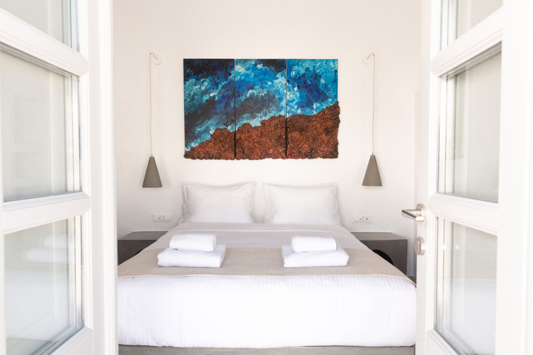 Bedroom 5, Cydonia Caves, South Aegean