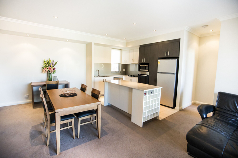 Dining Room 18