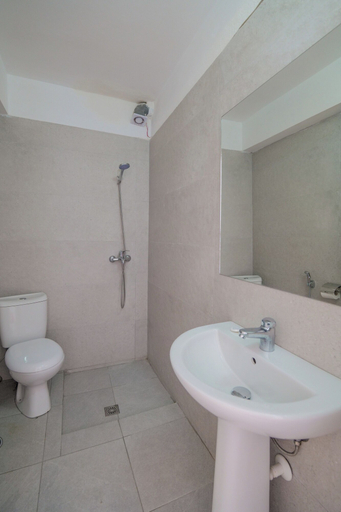 Bathroom 5, Hotel Sunrays, Sarandës