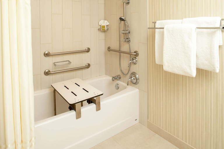 Bathroom 5, DoubleTree Suites by Hilton Seattle Airport - Southcenter, Tukwila