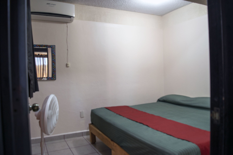Bedroom 3, Isabel Suites Zihuatanejo, José Azueta