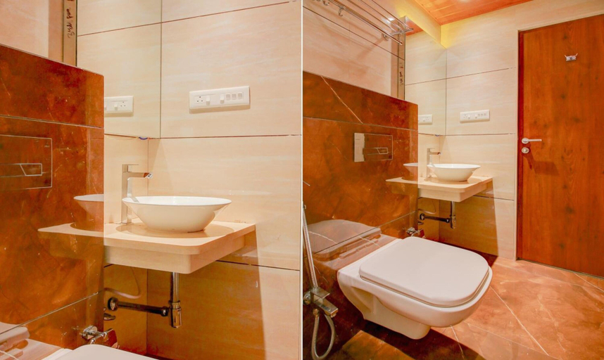 Bathroom 4, Hotel SriKrishna Paradise Thane Airoli, Thane