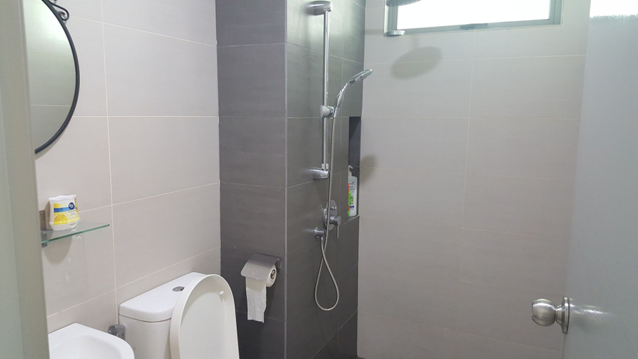 Bathroom, Cyberjaya Cybersquare, Sepang