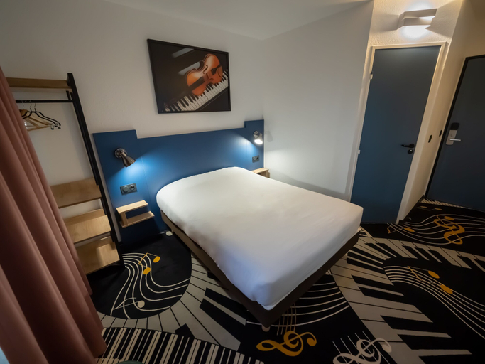 Bedroom 2, Welcomotel Beauvais Aéroport, Oise
