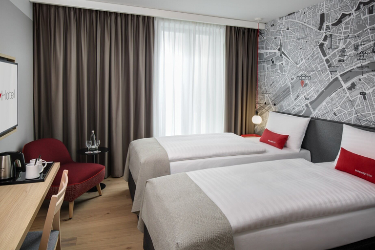 Bedroom 3, Intercityhotel Amsterdam Schiphol Airport, Haarlemmermeer