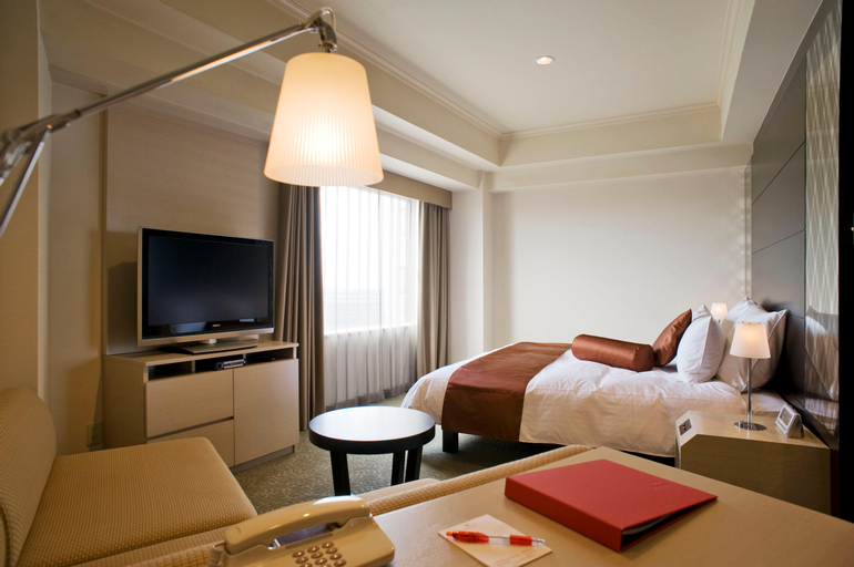 Bedroom 13