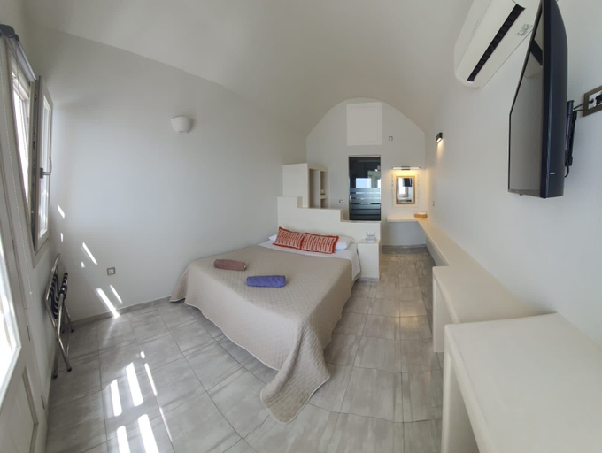 Bedroom 3, Caldera's Majesty, South Aegean