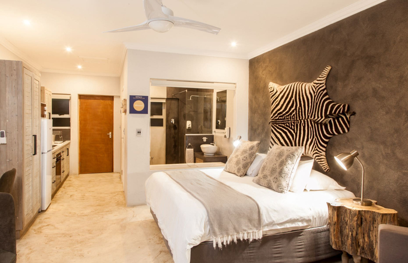 Bedroom 4, AtNature Luxury Self Catering Cottages, Ehlanzeni