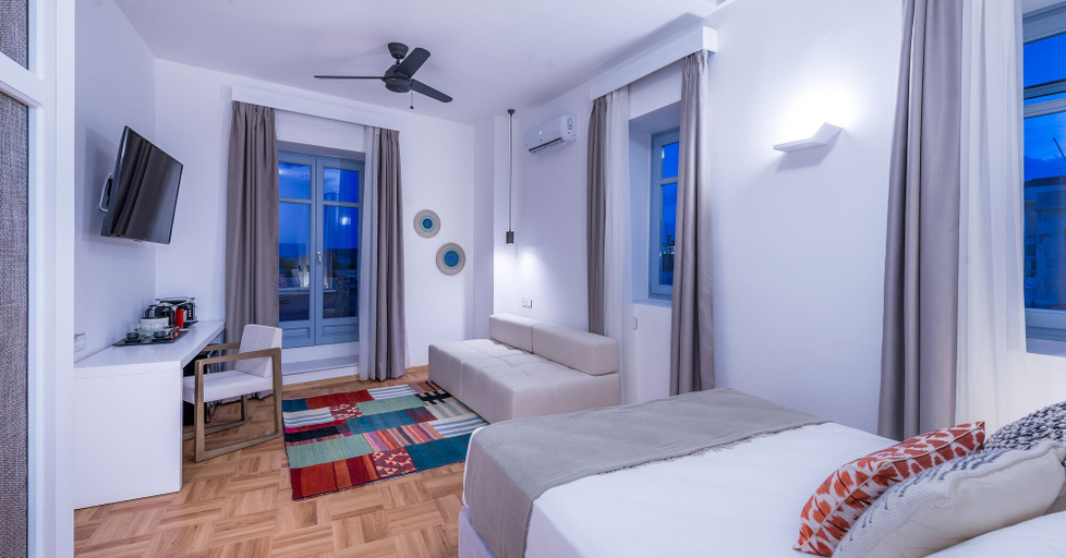 Bedroom 3, Shapes Luxury Suites, South Aegean