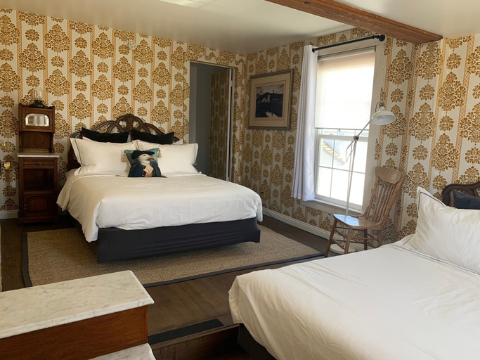 Bedroom 3, The Bodie Hotel, Mono
