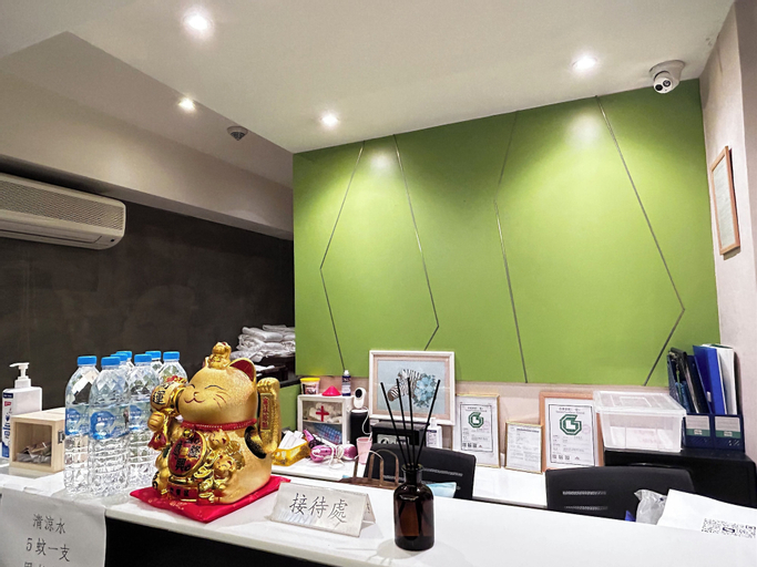 Food & Drinks, POP E INN , Kowloon