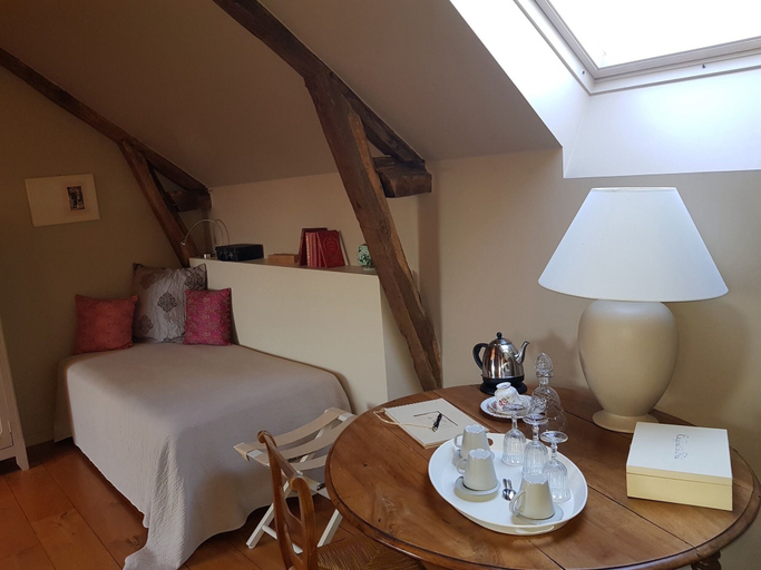 Bedroom 4, La Peuterne, Ille-et-Vilaine