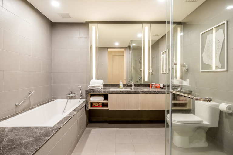 Bathroom 5, 188 Suites by Namastay, Kuala Lumpur