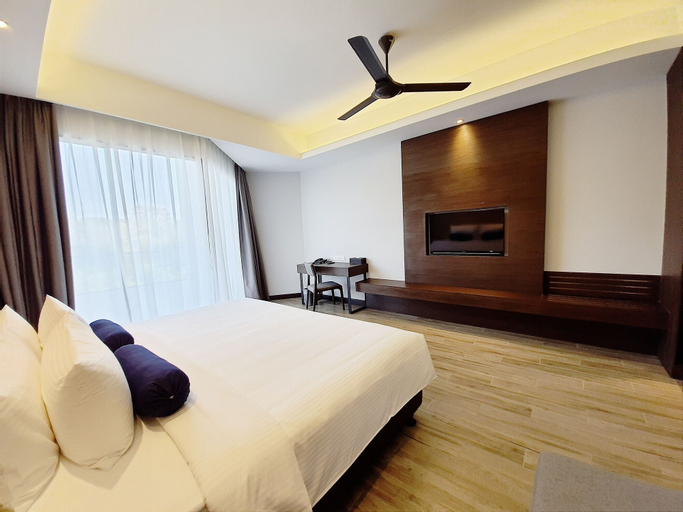 Bedroom 13