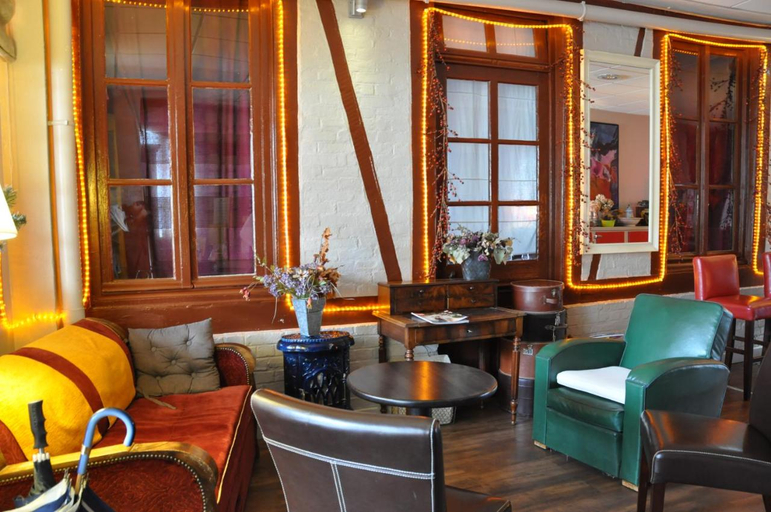 Public Area, Logis Hotel La Corne D'abondance, Eure