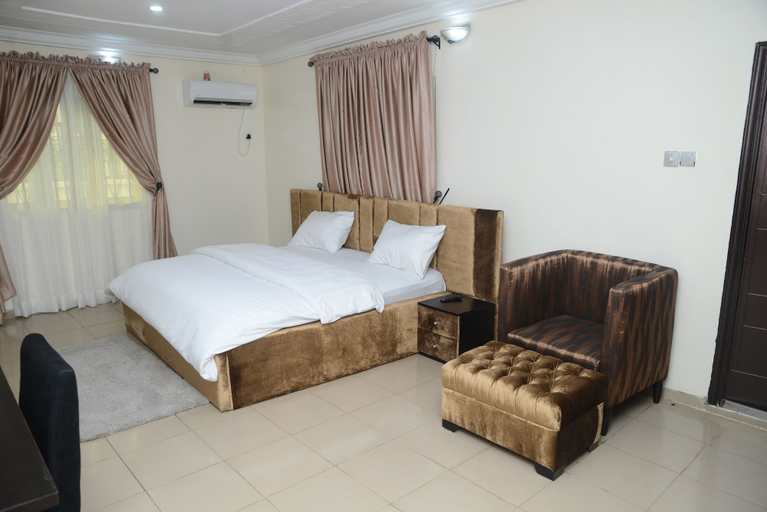 Bedroom 2, Volantis Gold, Kosofe