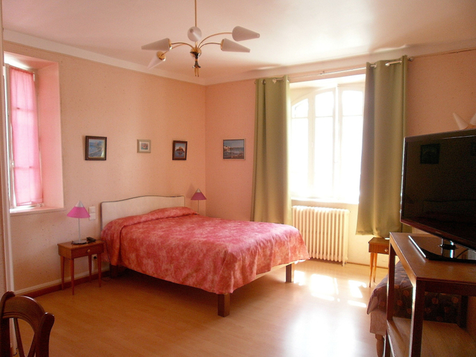 Bedroom 2, Hotel Modern, Finistère