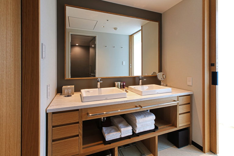 Bathroom 5, Miyako Hotel Hakata, Fukuoka