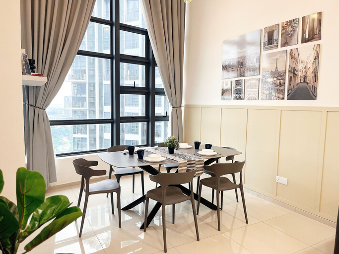 Dining Room 22
