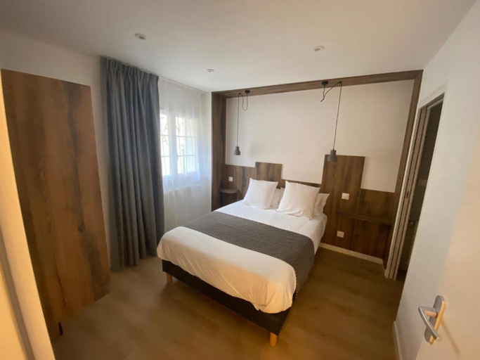 Bedroom 3, Logis Hotel Noblia, Pyrénées-Atlantiques