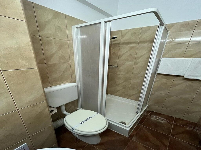 Bathroom 3, Hostel Stefania, Costinesti