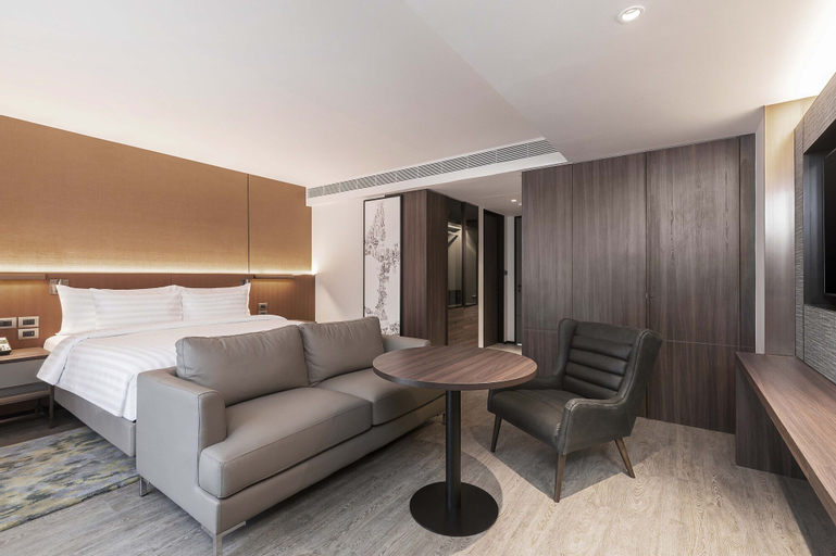 Bedroom 12