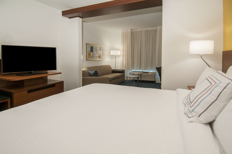 Bedroom 3, Fairfield Inn & Suites by Marriott LaPlace, Saint John the Baptist